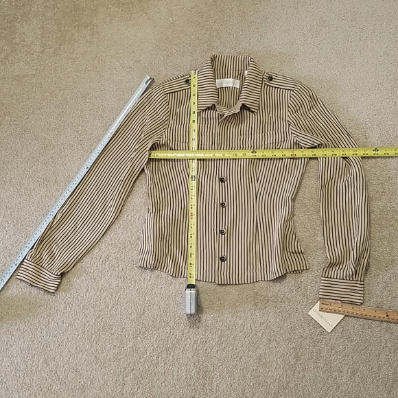 Dressy Tan and Black Stripped Long Sleeves Blouse Silky Reflects Size 2 … - Picture 3 of 4